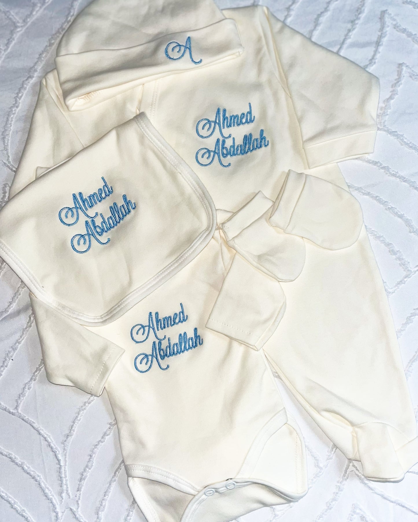 Ensemble naissance brodé personnalisé