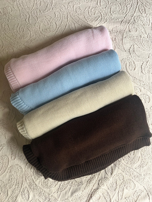 Couverture maille brodé