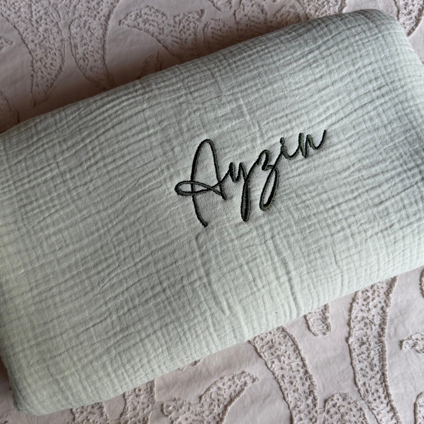 Couverture personnalisée gaz de coton brodée